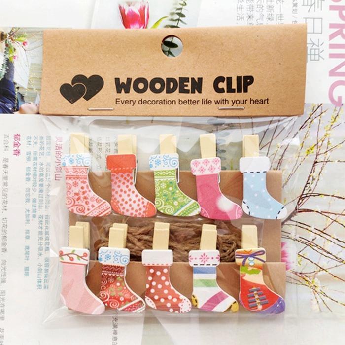 

Мультяшные рождественские носки Фотографии Предметы домашнего обихода Детский сад Цветочный магазин Открытки Маленькие деревянные прищепки 10pcs(one set)