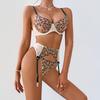 Europeiskt och Amerikanskt Sexigt Broderat Lingeriset för Kvinnor, Genomskinlig Mesh Blommig BH med Strumpebandshållare, 3-delat Intimkläder
