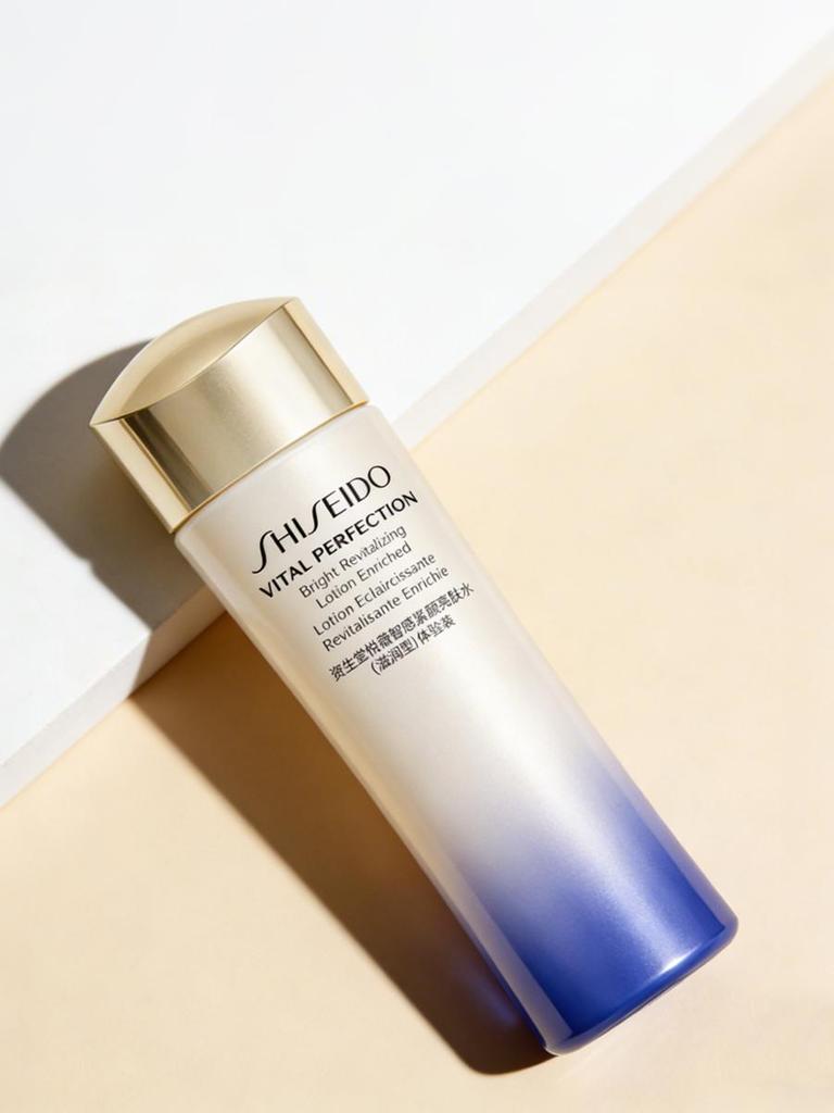 Shiseido Emulsione Vital Perfection 75ml Mini | Lozione Rassodante & Illuminante Anti-Età | Skincare Quotidiana & Essenziale da Viaggio