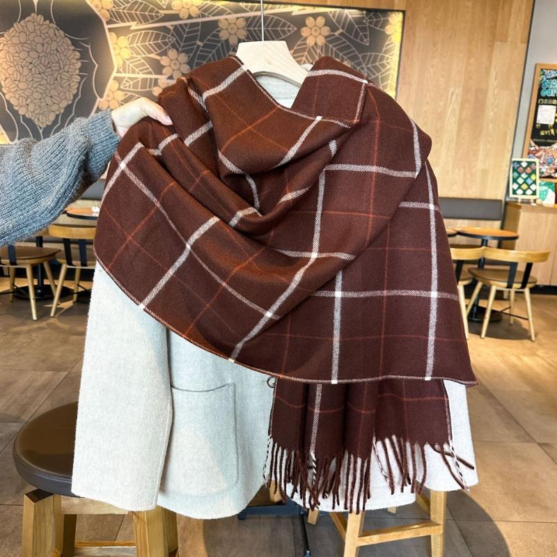 Autumn and Winter Retro Student Leisure Field Grid Scarf Women's Warm Soft Waxy Thickened Line Square Fringed Scarf
