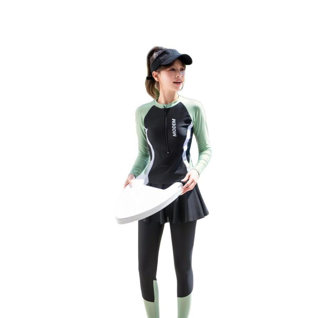 Women's Three-Piece Swimsuit: 2026 Sun Protection with Long Sleeves & Pants for Diving & Hot Springs.