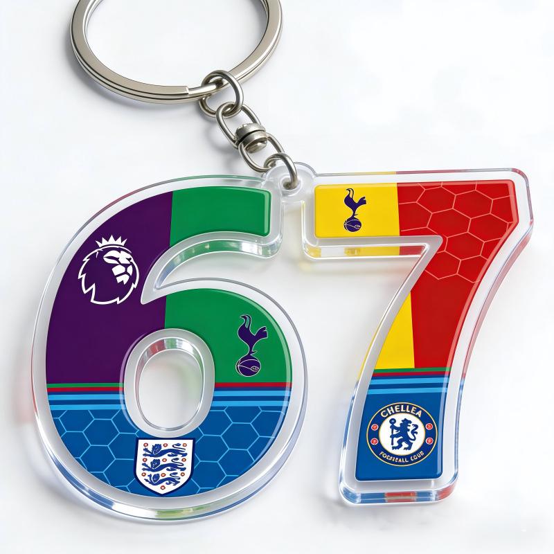 Football Cup Keychains Small Gift Keychains For Football Fans During Sports Events