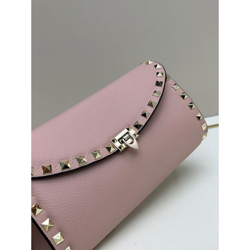 Trend zomer nieuw casual klinknagel klein vierkant tasje gepersonaliseerde schoudertas voor messenger mobiele telefoon tasje klein fris dames tasje groothandel