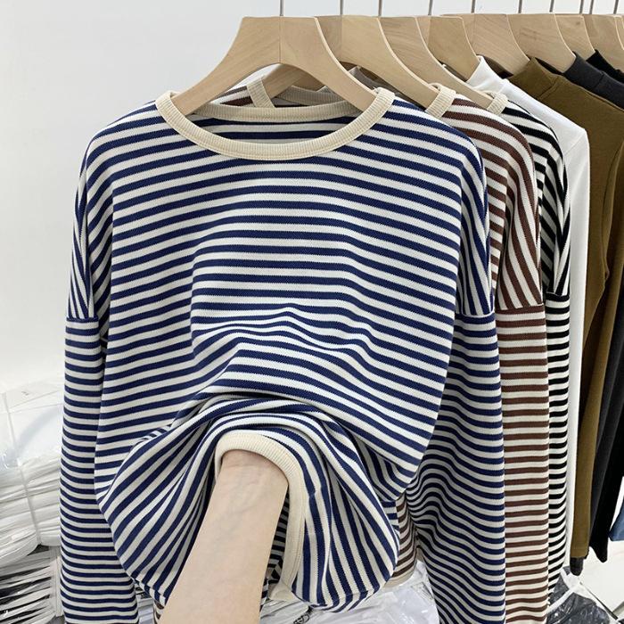 Ontwerp gestreept trui 2026 herfst nieuw binnenste basis shirt los lui stijl lange mouwen T-shirt top dames