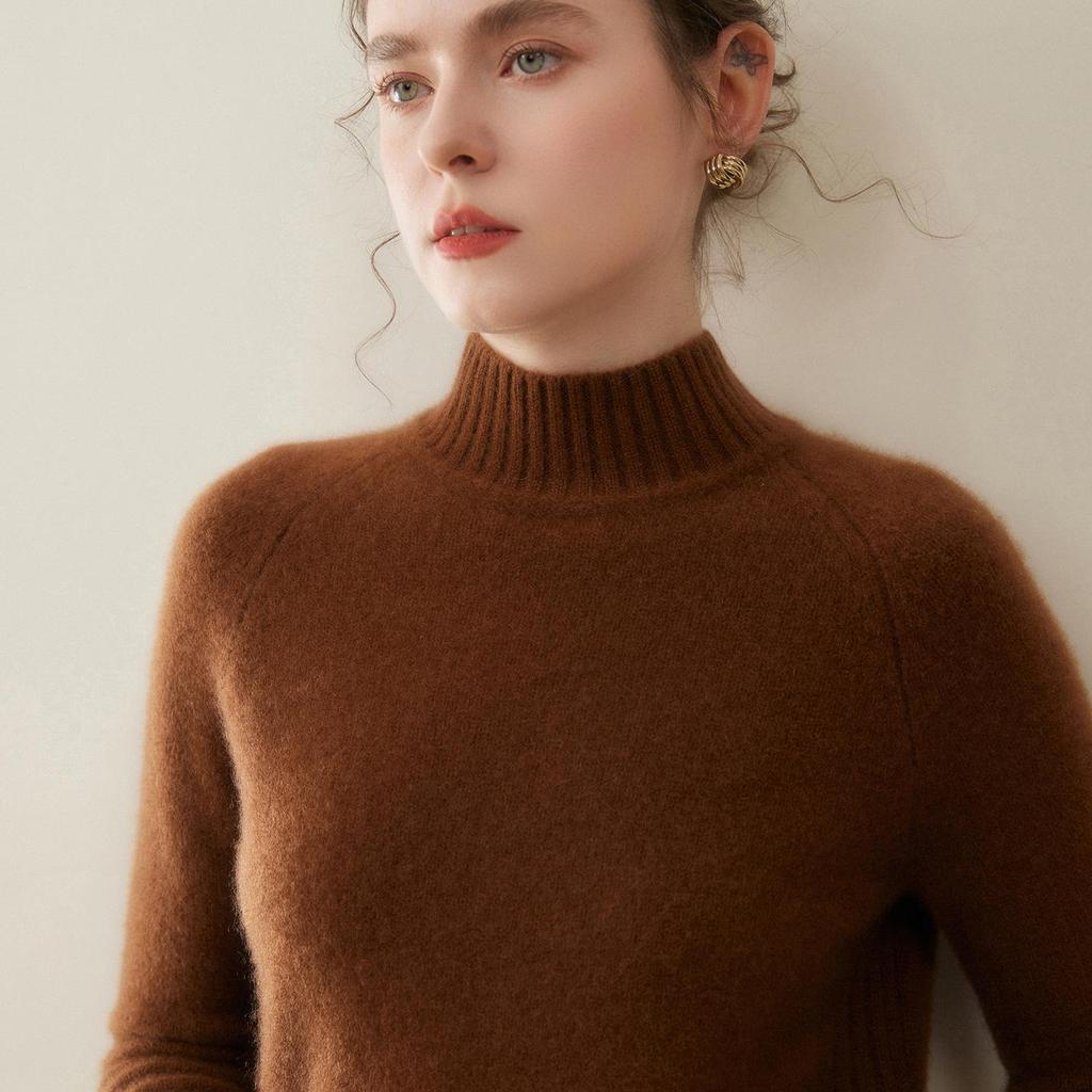 Women's Thickened Cashmere Knit Sweater: Solid Color, Loose Fit, Half-High Collar Pullover.