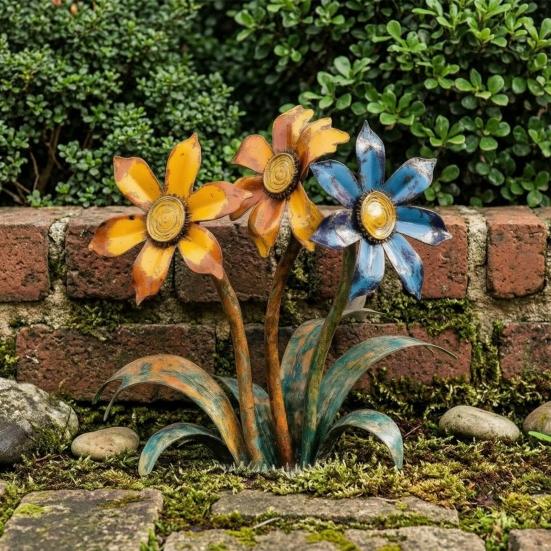 Rustic Metal Flower Garden Stake Handcrafted Vintage Yard Art Decorative Outdoor Plant Pot Stake for Pathway Lawn Patio Planter Decor