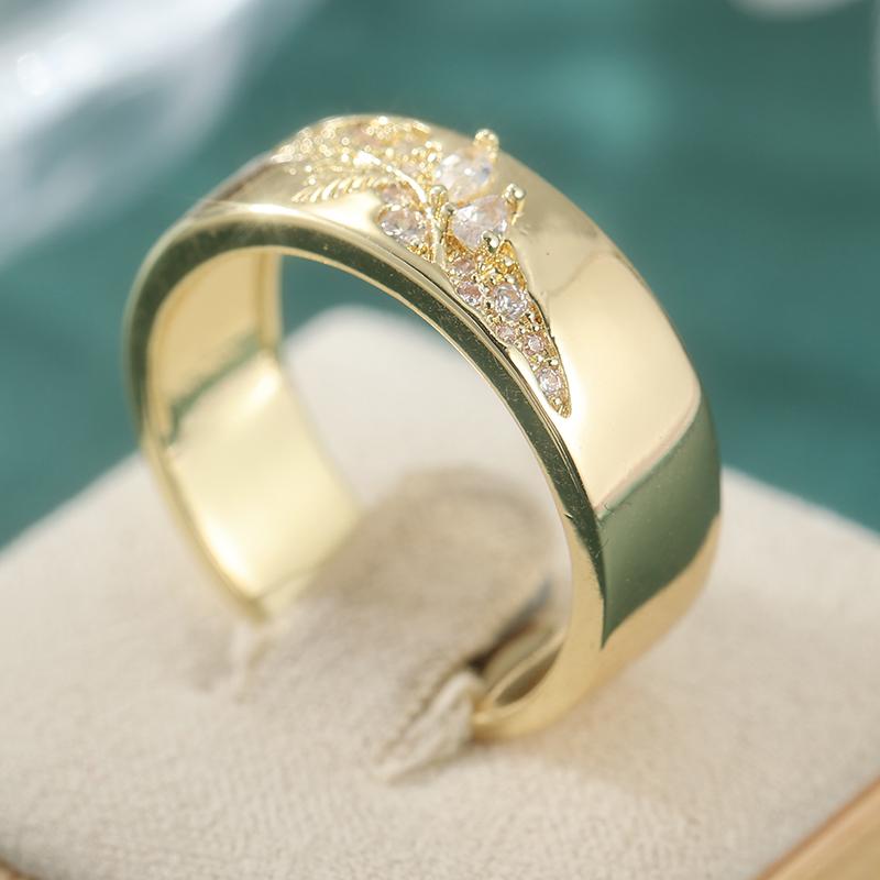Aesthetic Inlaid White CZ Women's Ring Trendy Gold Color Hand Carving Leaves Daily Wear Party Jewelry Anniversary Gift