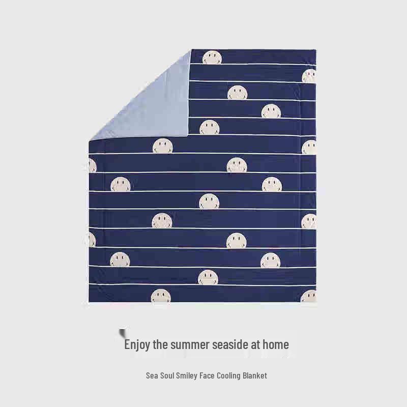 

SMILEY Pink Smiley Face Cooling Air Conditioning Quilt