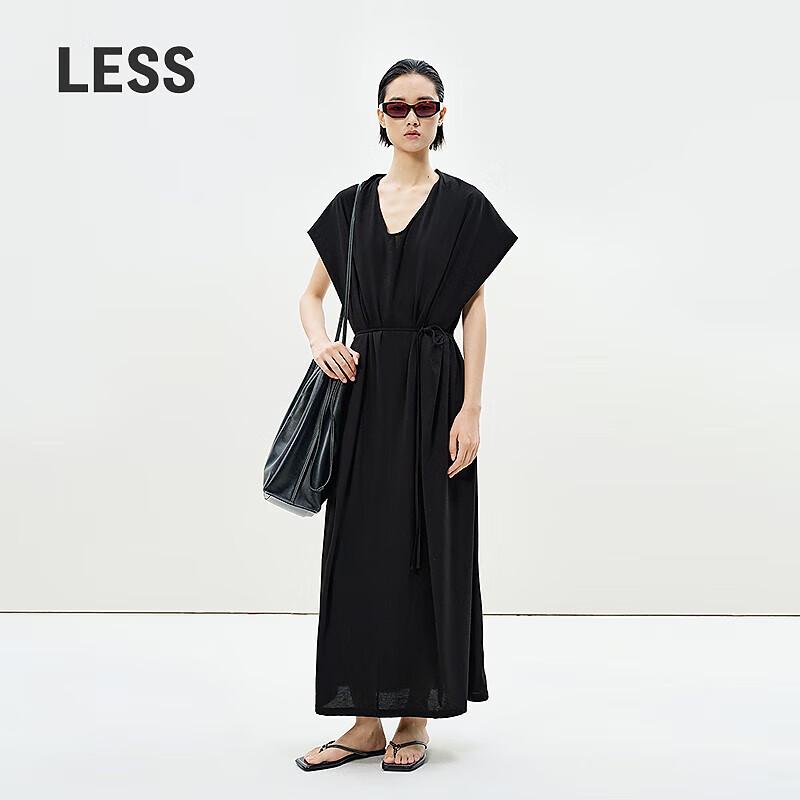

LESS 2025 Summer Sleeveless Round Neck Dress S