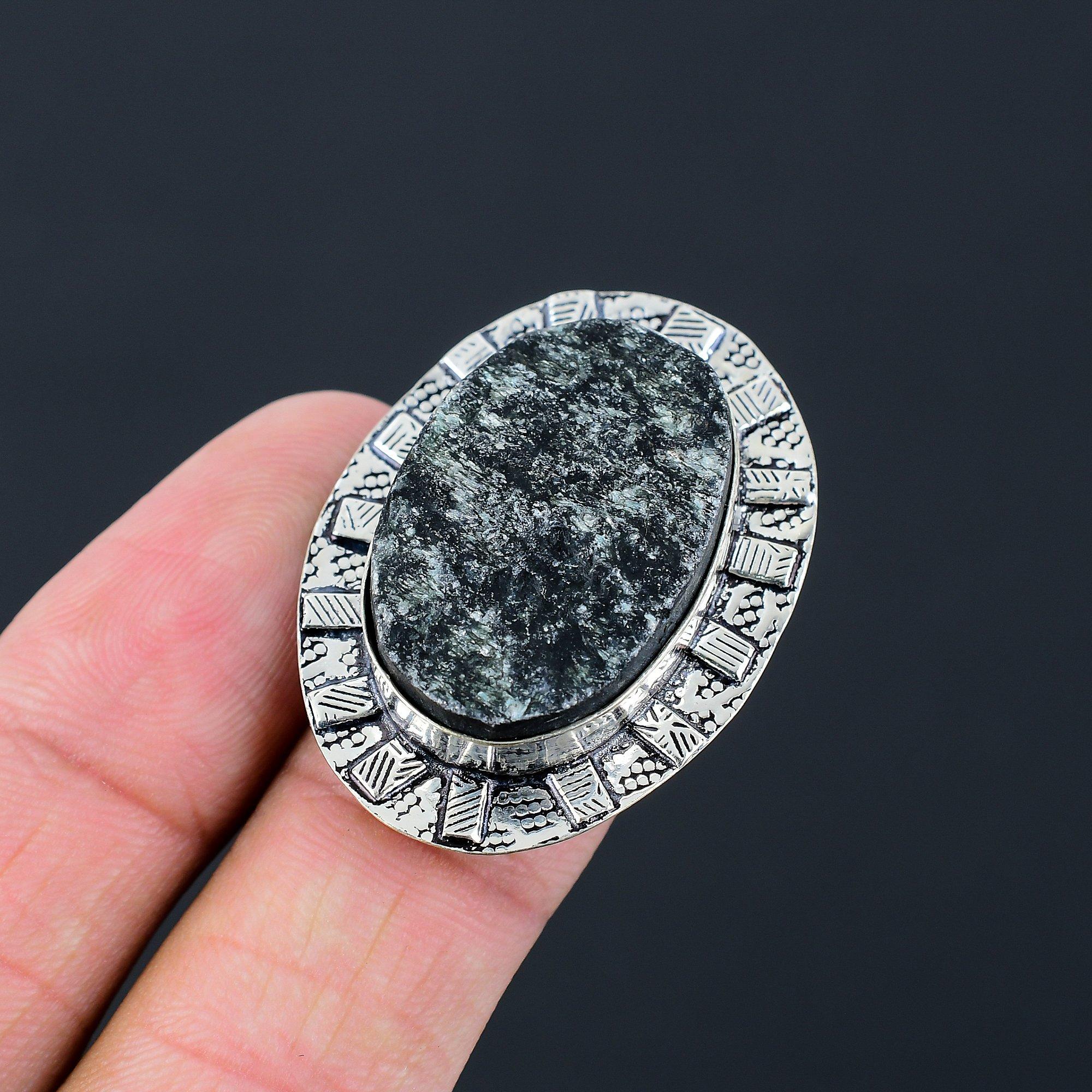 

Чорний турмалін необроблений камінь Стерлінгове срібло Обручка для заручин Дружина Ювелірний виріб Розмір 7 7