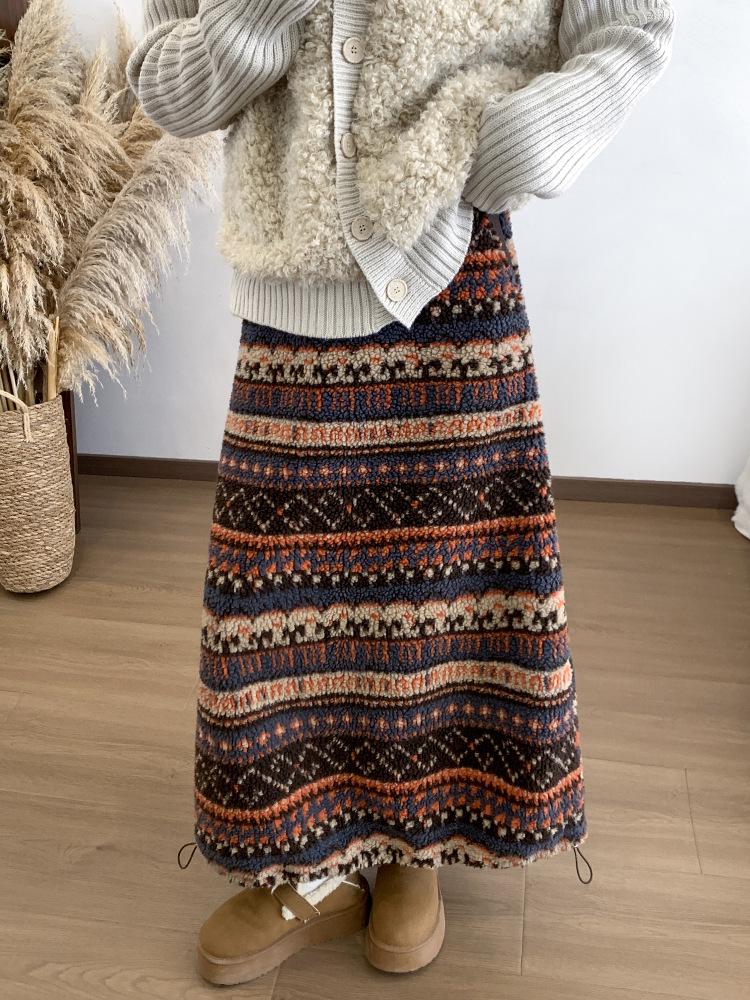 Retro Fair Isle Fleece Women's Mid-Length Lantern Skirt - Ethnic Style, Drawstring Hem, Two-Way Wear for Autumn/Winter
