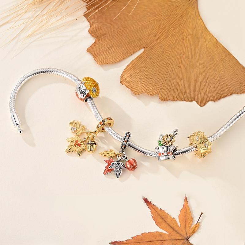 Copper Charm Autumn Series Maple Leaf Squirrel Deer Pendant Beads Fit Original Bracelets Fine Diy Birthday Jewelry