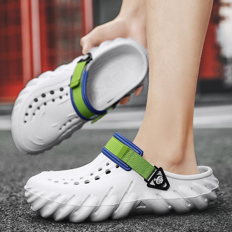 Hole Shoes Men's Summer Outdoor Bag Head Slippers Thick-soled Stepping On Shit Feeling Sports Cool Slippers Wear Non-slip Beach Shoes