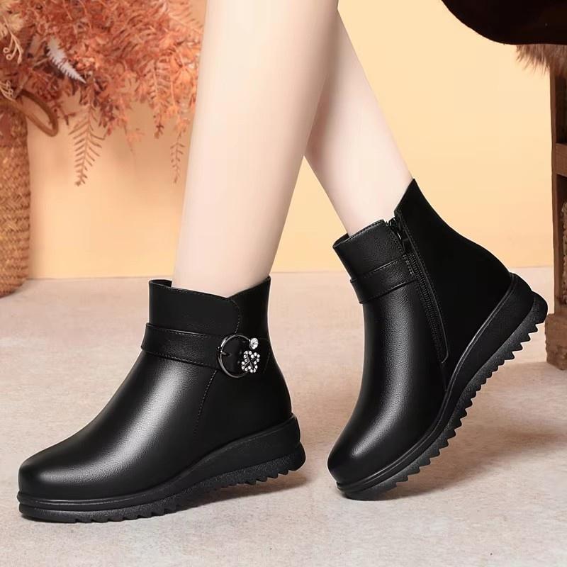 4cm Comfortable Fashion Flat Platform Shoes Winter Snow Boots 2025 Med Heels Soft Leather Short Fur Plush Ankle Botas Office Mom