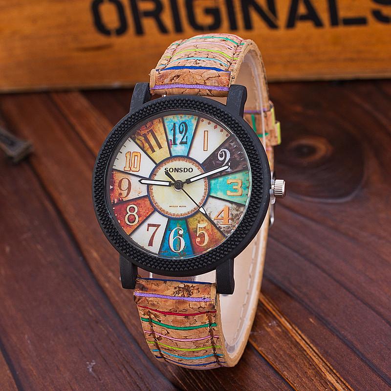 Classic Leather Watch With Wooden Grain Dial For Casual Women Men