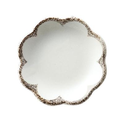 Mesa EAST Prato pequeno Marika x Fabricado no Japão Pode ser usado em micro-ondas Pode ser lavado na máquina de lavar louça (Mesa Leste) Em forma de flor 10.4 H2.1