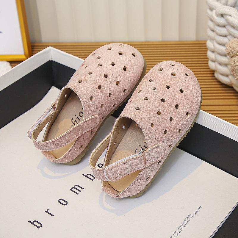 Children's Closed-Toe Retro Sandals - Soft Bottom, Korean Style Summer Shoes for Baby Girls