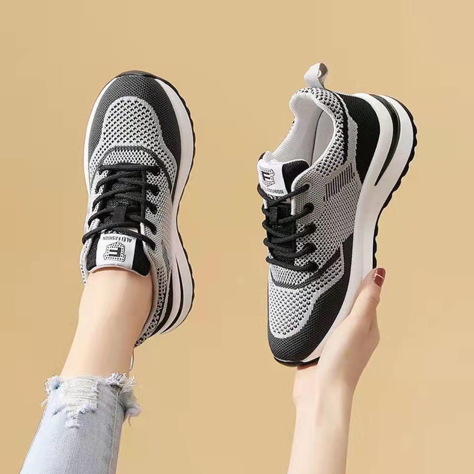 2025 nové stylové boty ležérní pánské boty měkká podrážka prodyšné módní lehké pantofle dámské boty jednovrstvé boty