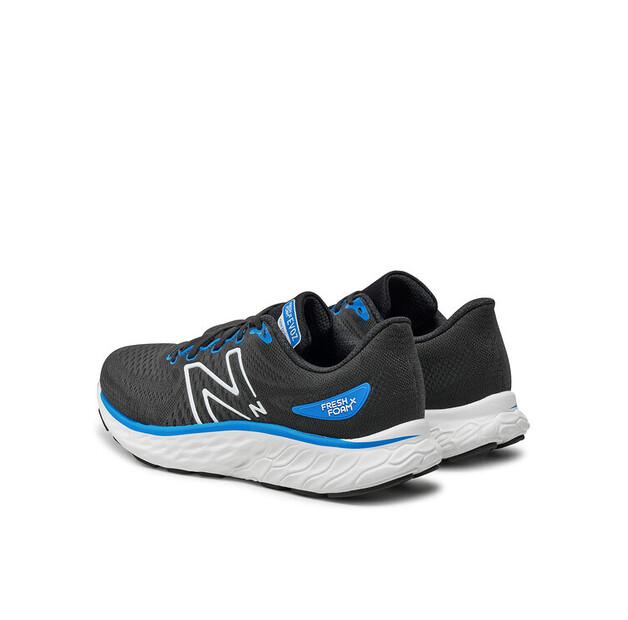 Беговые кроссовки New Balance Fresh Foam Evoz v3