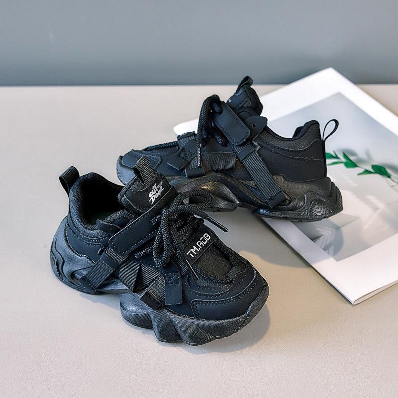 

Детская спортивная обувь 2025 весна и осень новая для девочек мягкая подошва нескользящая студенческая папины кроссовки для мальчиков сетчатые кроссовки для бега 21