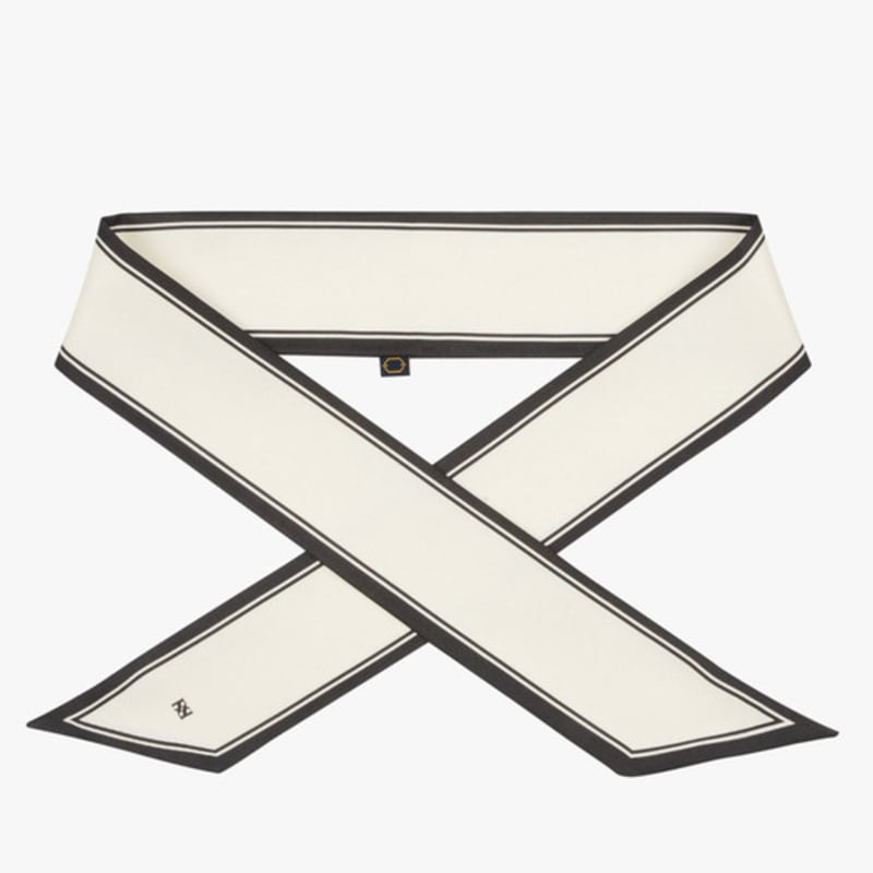 Saint Luxure Pierre Ivory