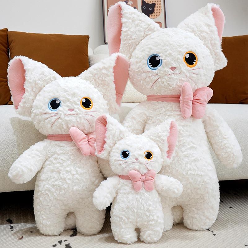 Rozkošný černý plyšový kocour Devon Rex s nadýchanou srstí pro útulné mazlení a dekoraci