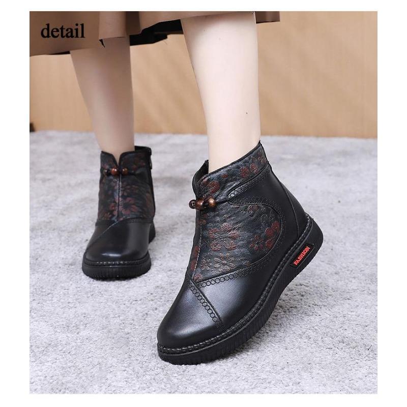 Women Winter Platform Ankle Snow Boots Warm Faux Fur Lined Side Zipper Anti Slip Comfortable PU Leather Short Booties for Women