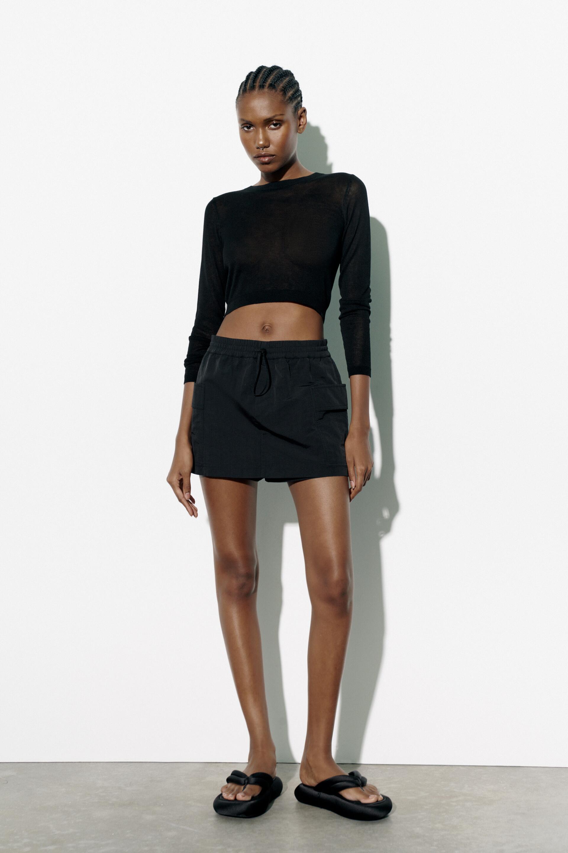 

НЕЙЛОНОВАЯ ЮБКА