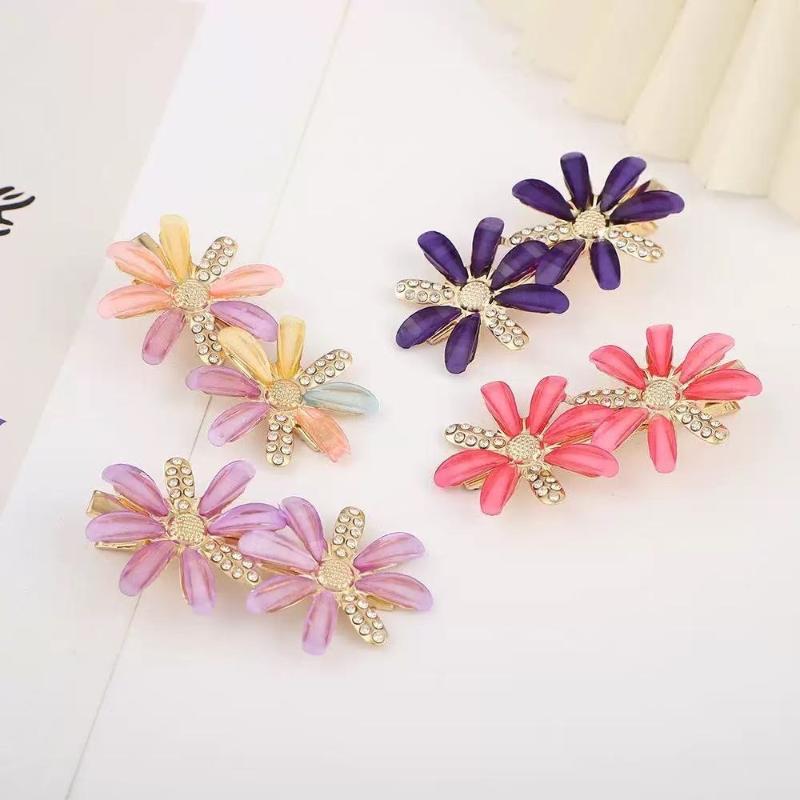 2PCS Fashionable Diamond Hair Clip Colorful Petal Hair Accessories Women's Side Duckbill Clip Hair Fringe Stylish Hairpins