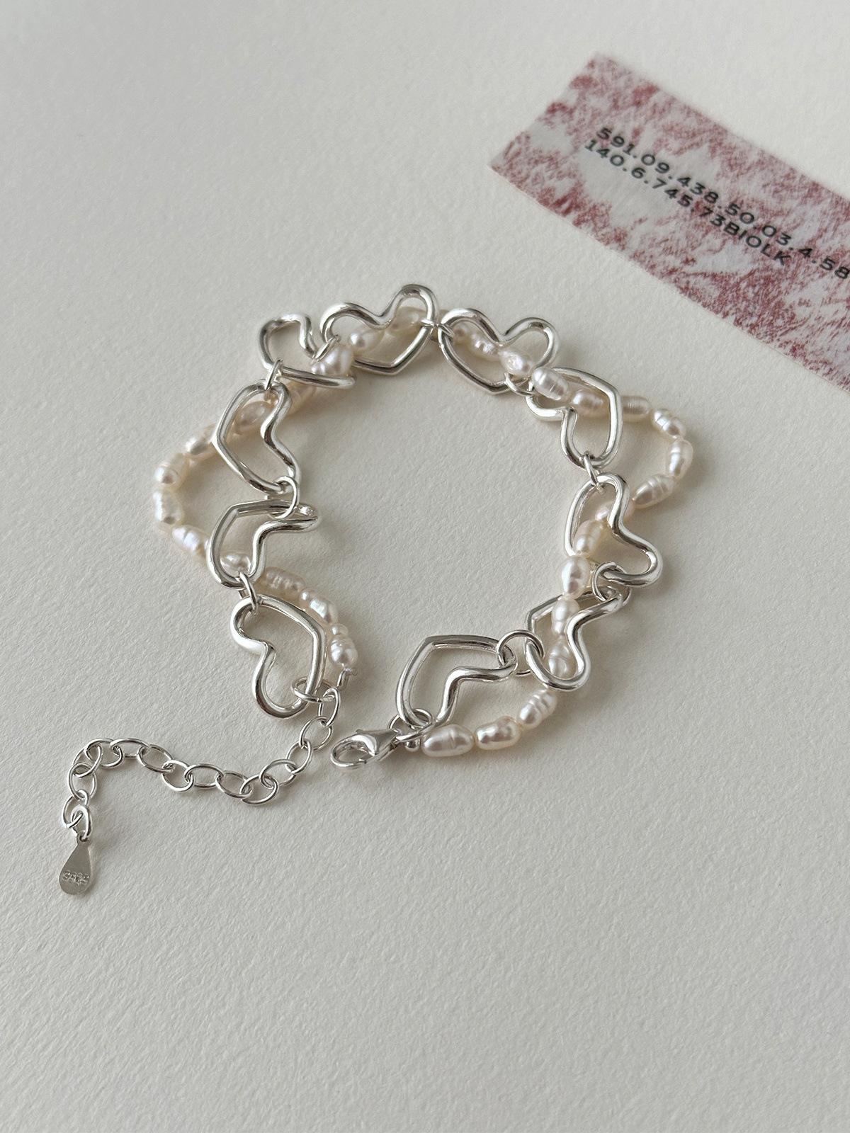 

Браслет из пресноводного жемчуга в стиле ретро в стиле барокко для женщин, легкий, роскошный, изысканный, нишевый, двухслойный, любовные украшения, новый продукт 925 silver