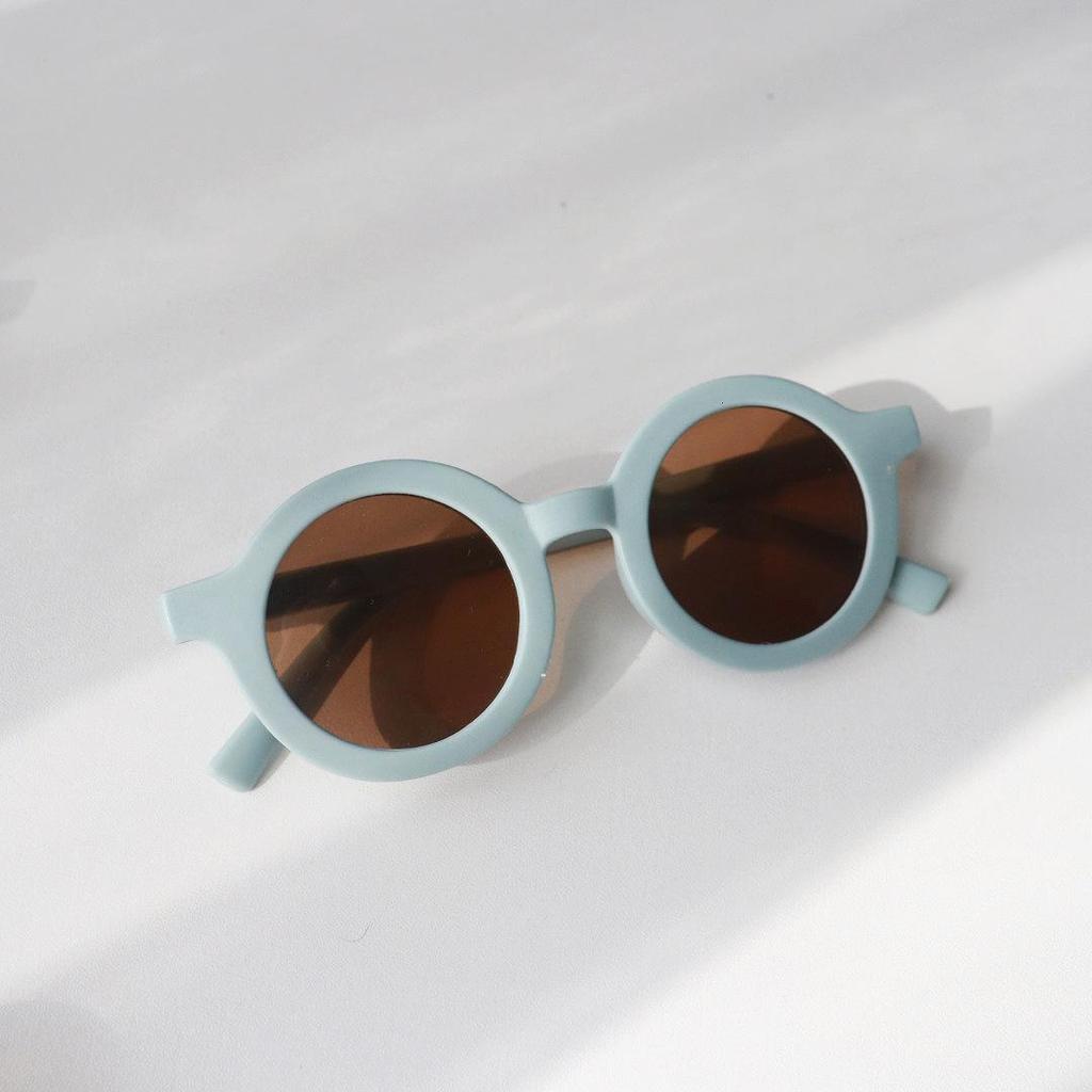 Korean Style Kids' Sun Protection Sunglasses - Cute Candy Color Round Frame for Boys and Girls