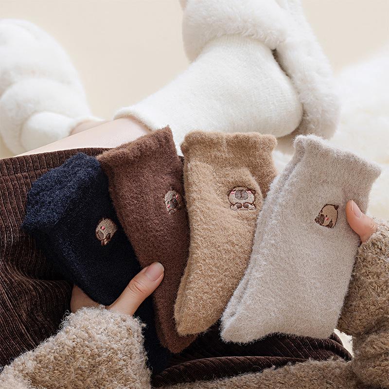 Women's Plush Embroidered Fleece-Lined Mid-Calf Socks - Cute Cartoon Design, Warm and Thick for Autumn and Winter.