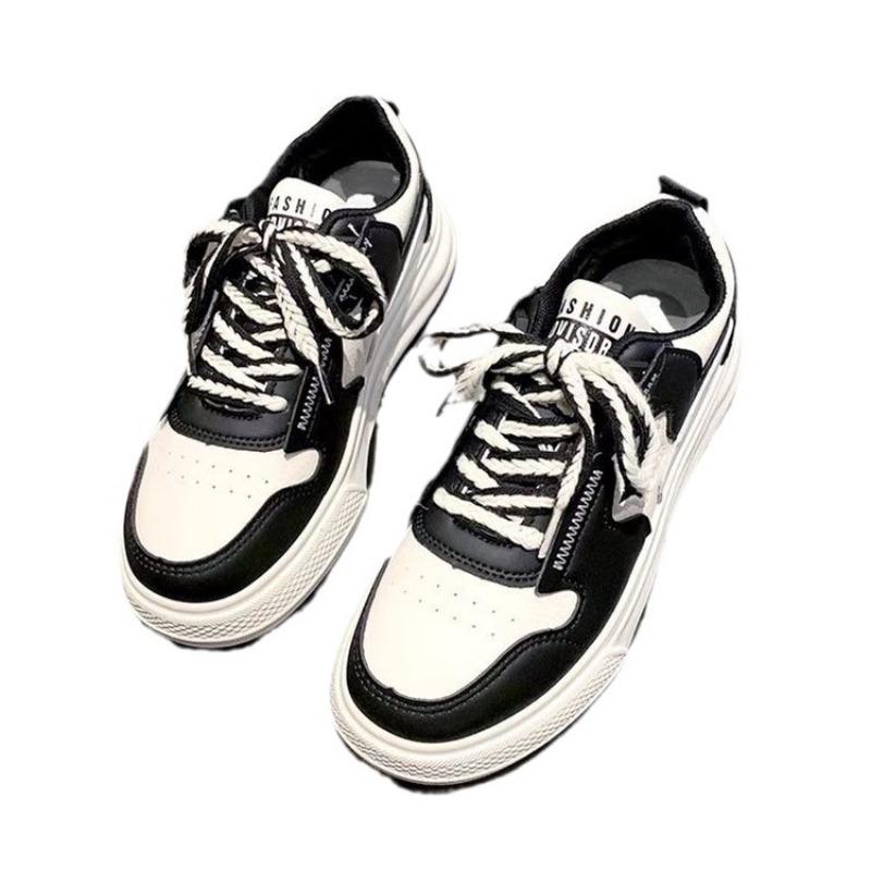 Little white shoes spring and autumn new flat bottom breathable casual women's thick heel board shoes student straps black and white panda shoes