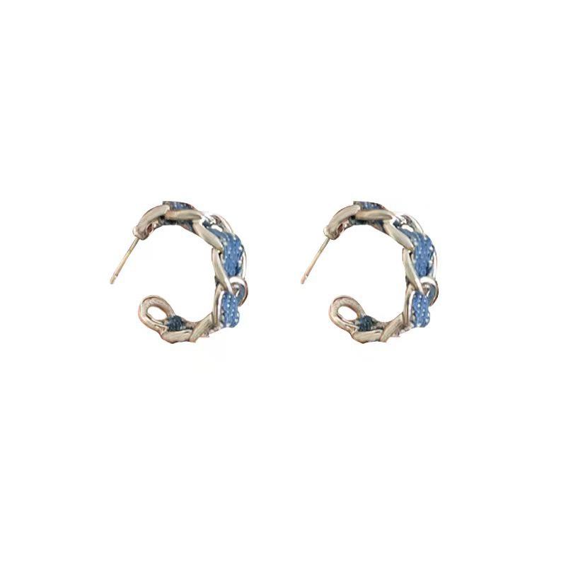 Trendy Woven Denim Ear Studs: Luxury Clip-On Earrings for a Slimming Look