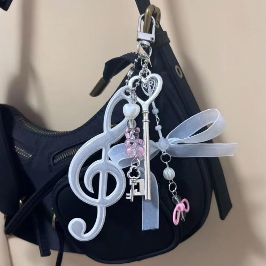 Creative Bowknot Keychain Music Note Pendant Resin Texture Suitable for Music Lovers and Cartoon Enthusiasts Present