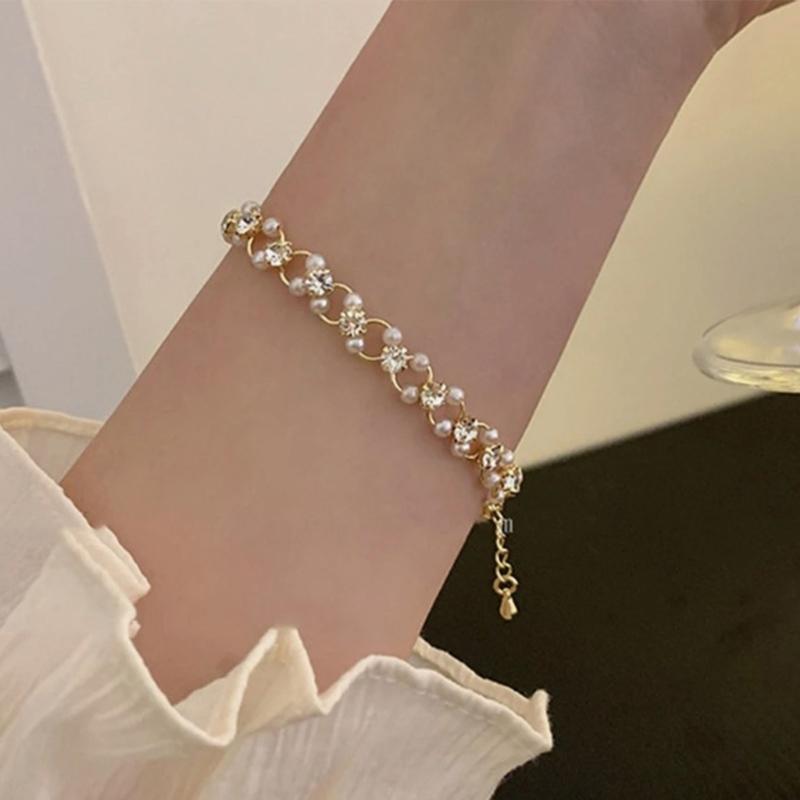 Alloy Jewelry Featuring Beads Everyday Wear Bracelet Suitable for Enhancing the Style of Youthful and Fashion Women
