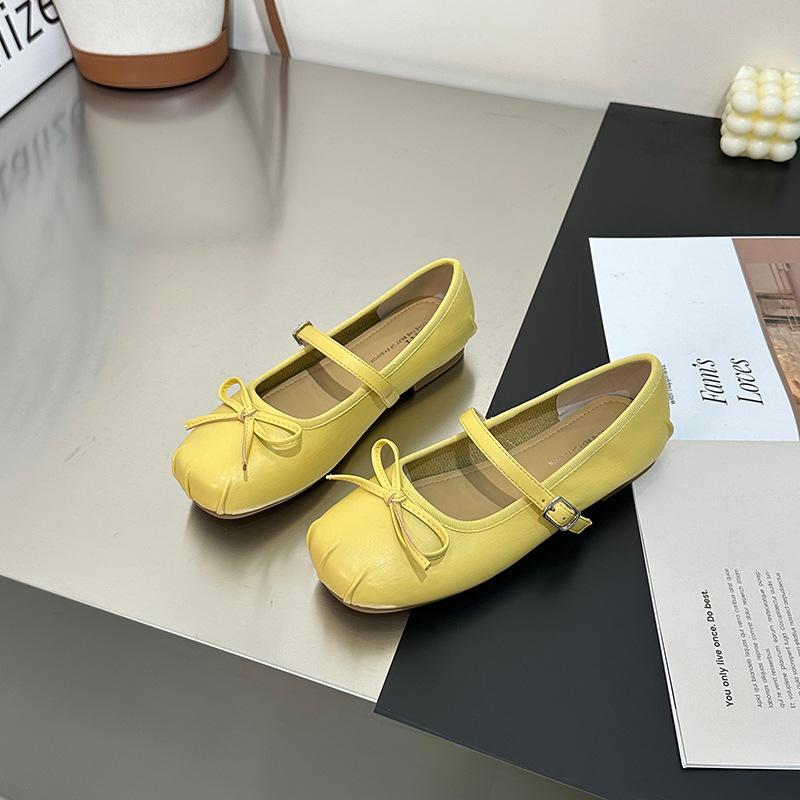 

Super soft shallow mouth flat bottom Mary Jane shoes women s 2025 summer breathable bow one word buckle with ballet dancing shoes 35