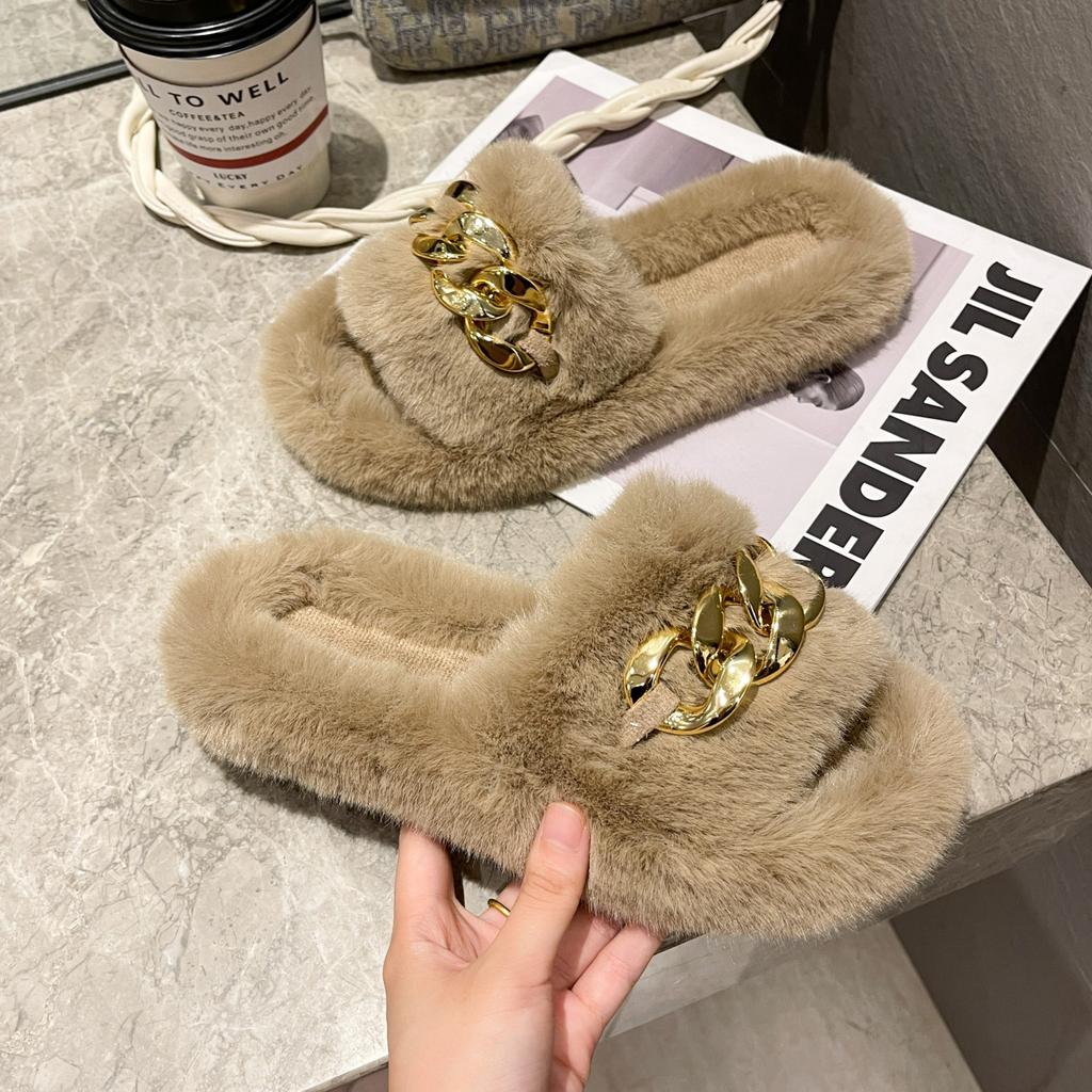 Internet Celebrity Popular Fluffy Shoes Women Wear 2025 New Autumn Chain Fashion Go Out Thick Soled Plush Cotton Slippers