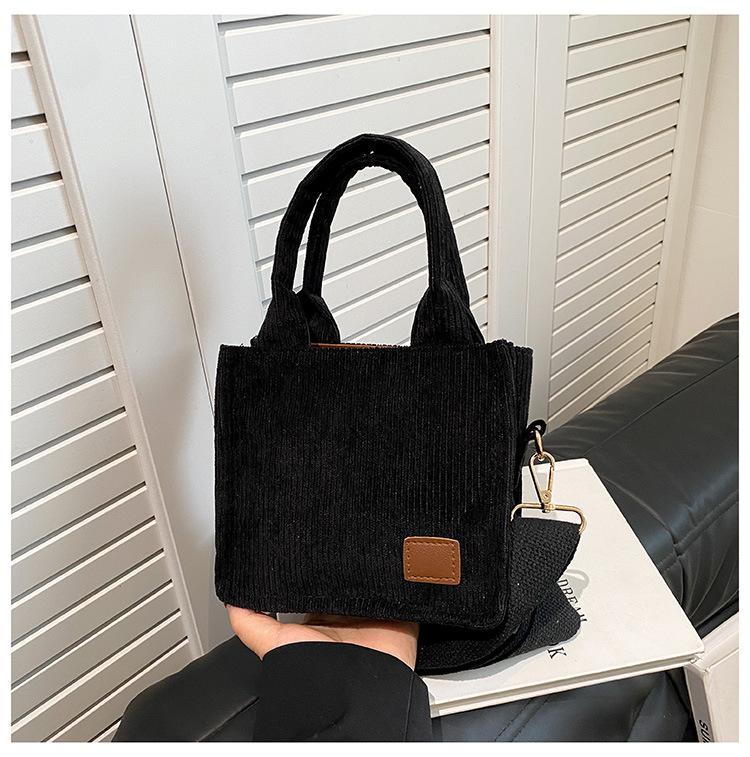 

Нова зимова оксамитова сумка в смузі, проста модна жіноча маленька квадратна сумка для мобільного телефону, універсальна портативна сумка для приміських поїздок чорний