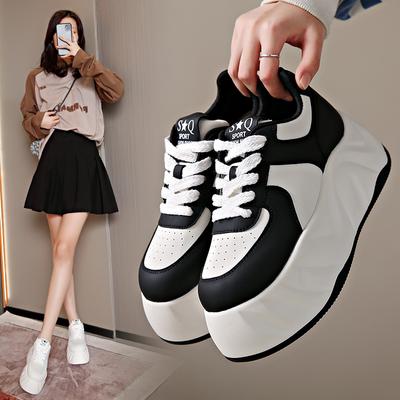 Fashion Heels Womens Designer Leisure Sneakers Fashion Casual Microfiber Leather Breathable Height Increased Flat Platform Board Shoes