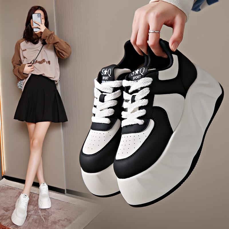 Heels Womens Designer Leisure Sneakers Fashion Casual Microfiber Leather Breathable Height Increased Flat Platform Board Shoes