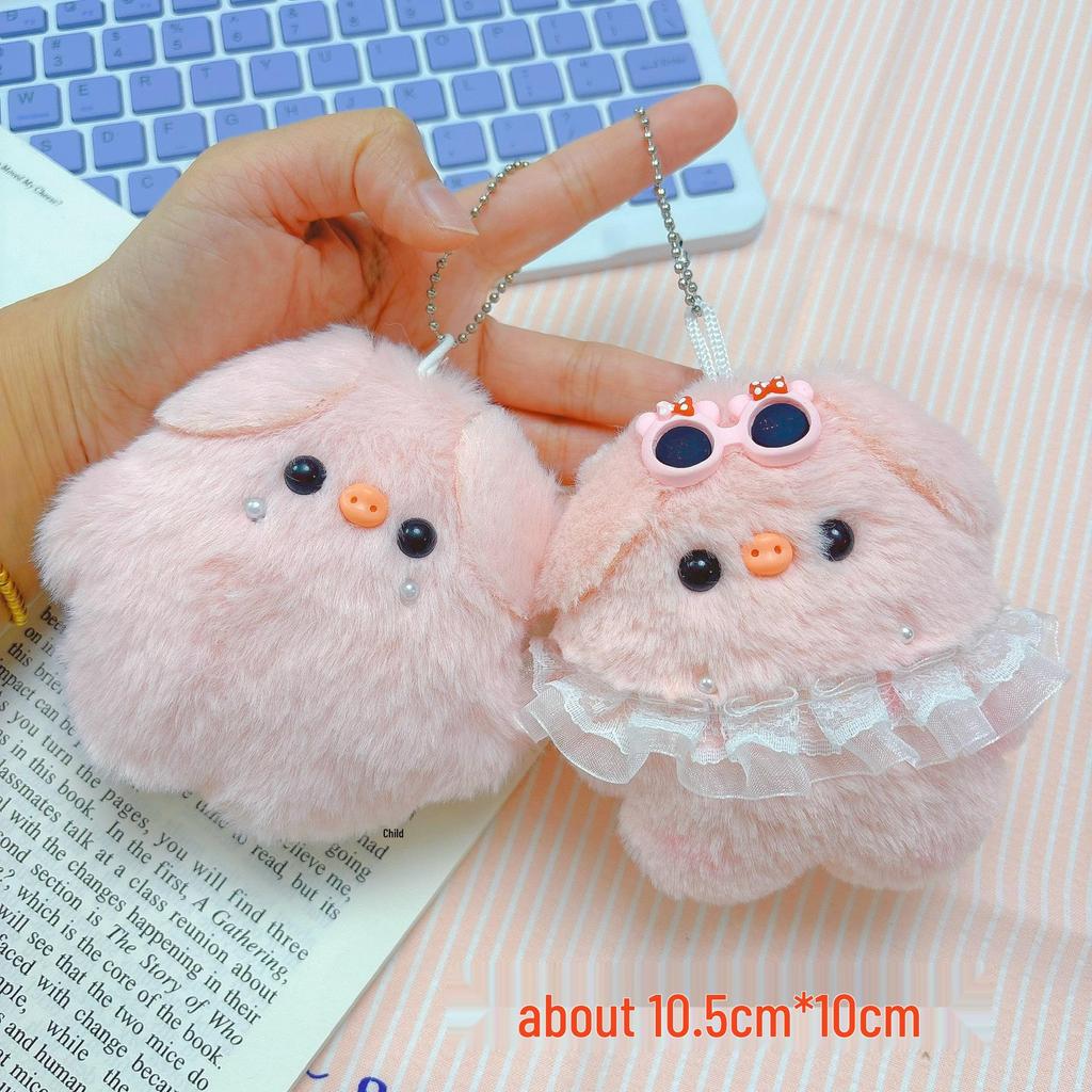 Squeaky Pig Plush Keychain - Adorable Piggy Bag Charm & Soft Gift Doll