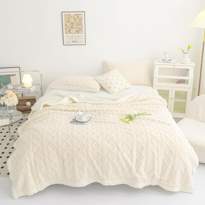 Cheap Bedspread For Bed Plush Velvet Warm Bed Cover Soft Blanket Soild Color Blanket Winter Home Decoration Sofa Bed Cover Home