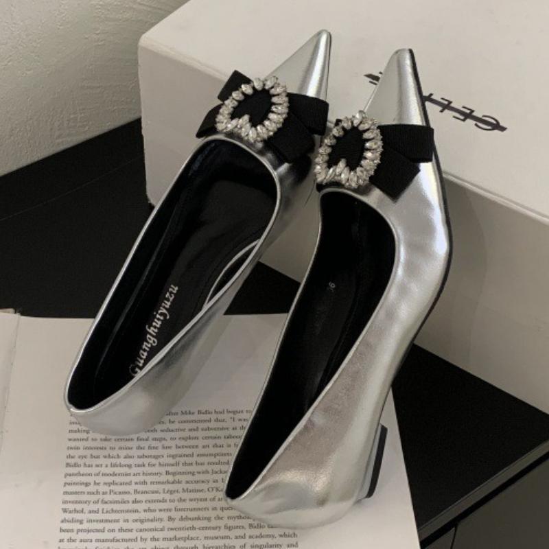 

Fashion Sweet Heart-shaped Rhinestone Low Heel Pumps Women Elegant Pointed Toe Bow Brand Designer Shoes Comfort Commuting Office Shoes 39 серебряный