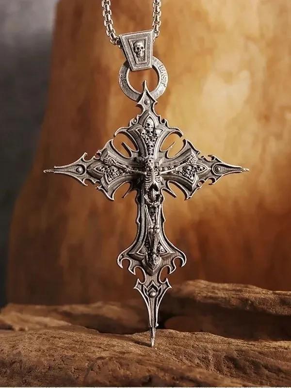 Cross Cross Pendant Necklace