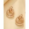 Exaggerated Geometric-shaped Metal Earrings with A Fashionable Retro Vibe, Cool Style, and Pearl Accessories.