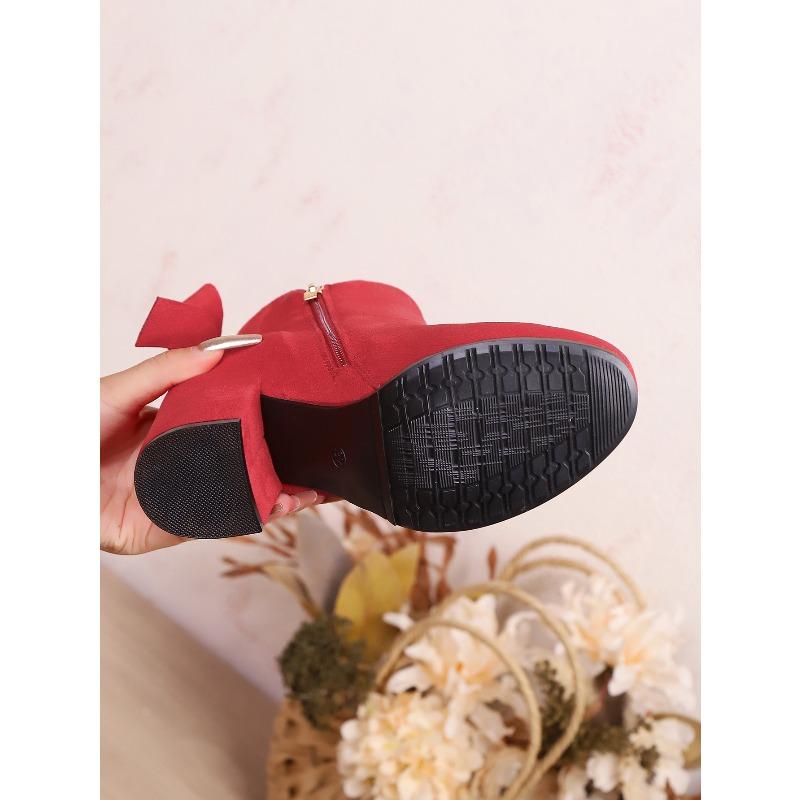 Autumn foreign trade new thick heel side zipper short Martin boots women's large size round head suede medium heel short boots