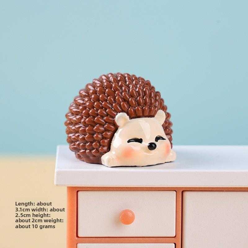 Miniature Landscape Hedgehog Decoration and Display - Cute Small Figurines, Realistic Animal Resin Handicrafts, Tabletop Ornaments