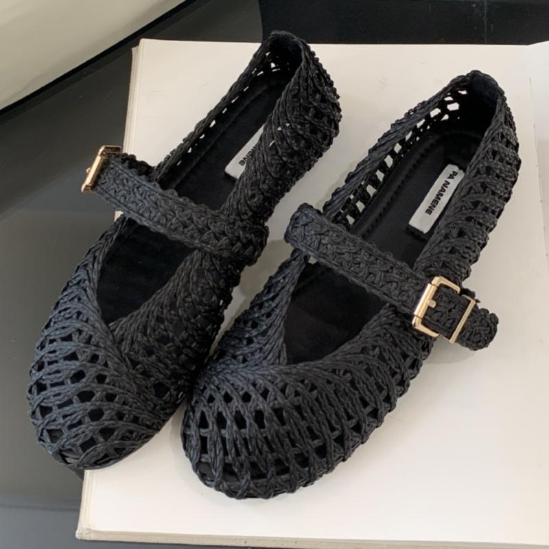 Fashion 2025 Summer New Leather Woven Women Flat Shoes Round Toe Casual Hollow Breathable Shoes Retro Temperament Women Shoes