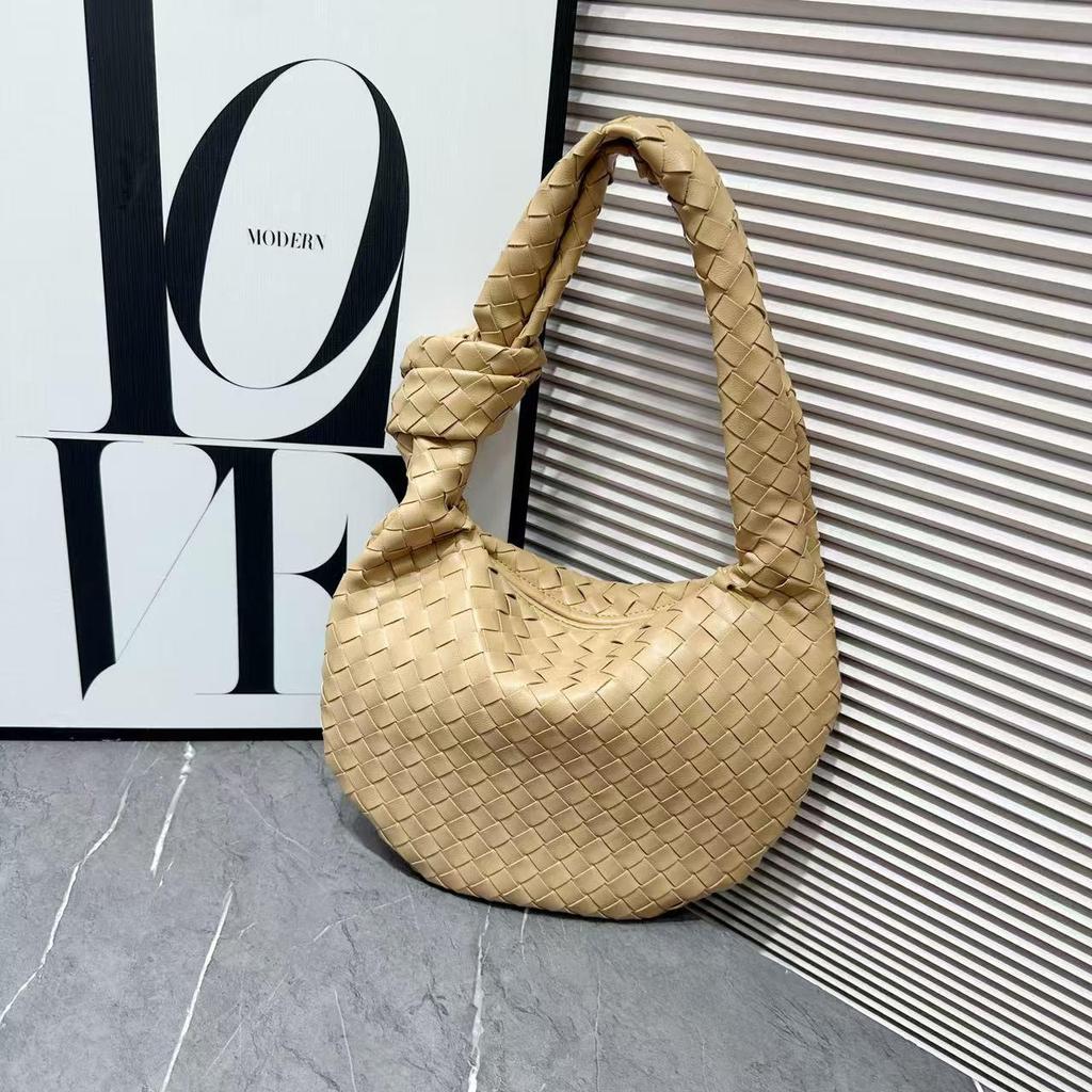 Handmade Woven Croissant Bag - Knotted Single Shoulder Underarm Tote